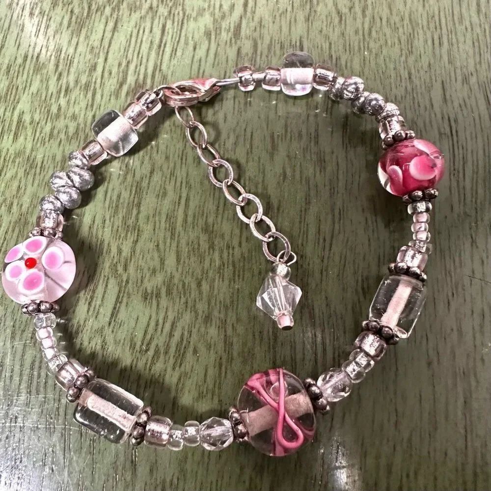 Sterling silver pink lamp work beaded bracelet